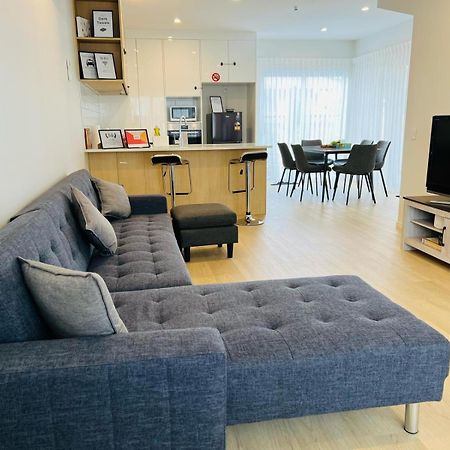 Central Modern 3-Bedroom,3- Bathroom House With Patio And Carpark- Lower Hutt City Centre Exterior foto