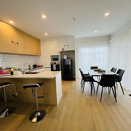 Central Modern 3-Bedroom,3- Bathroom House With Patio And Carpark- Lower Hutt City Centre Exterior foto