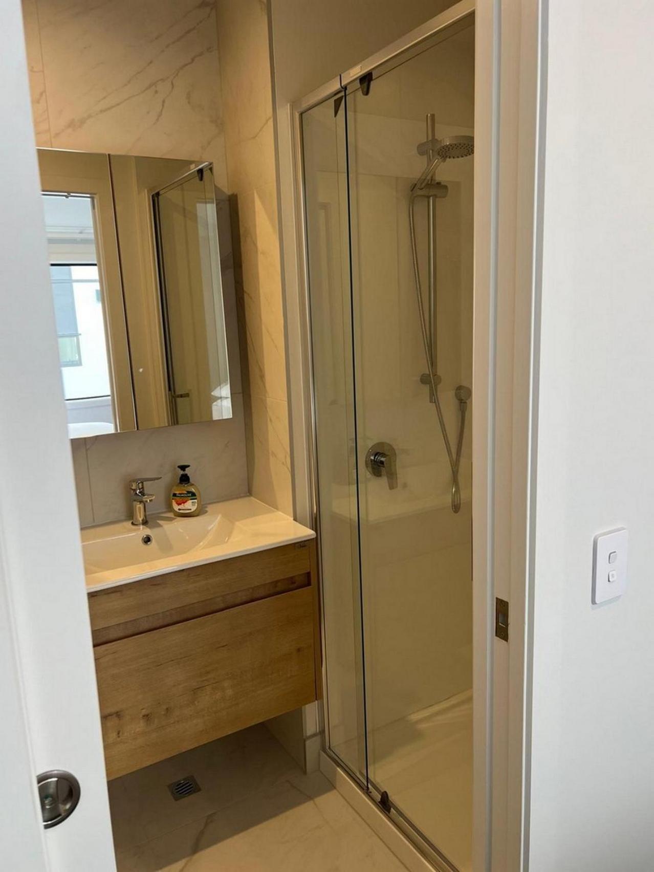 Central Modern 3-Bedroom,3- Bathroom House With Patio And Carpark- Lower Hutt City Centre Exterior foto